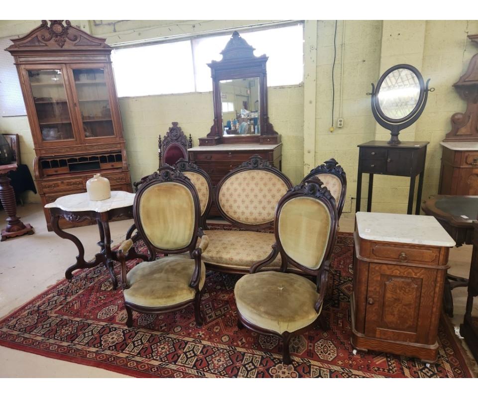 Outstanding Antique Auction Youngstown Ohio