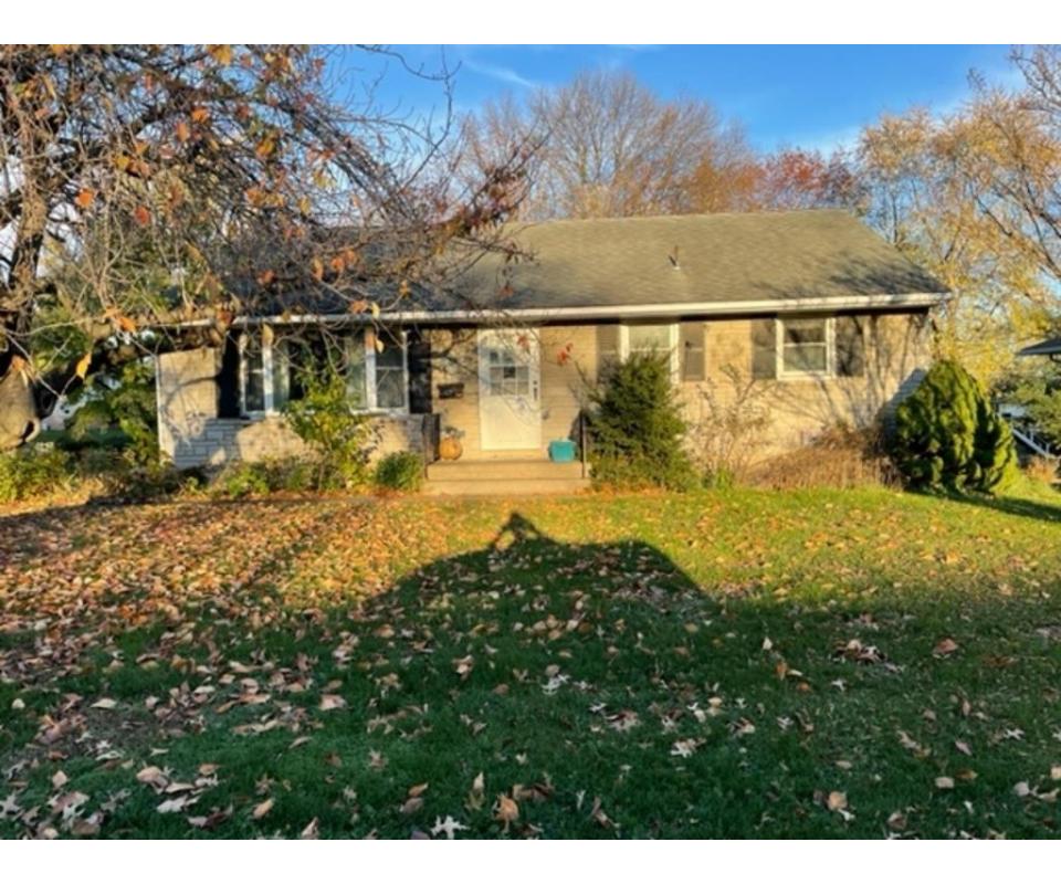 437 N. Mount Joy St. Elizabethtown, PA 17022