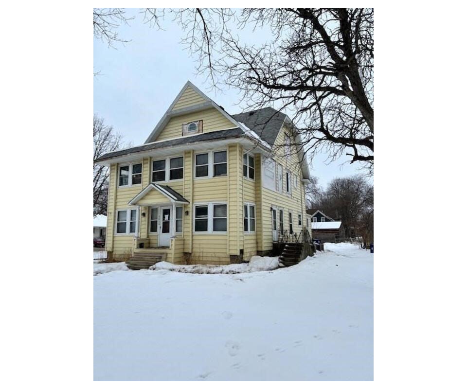 Apartment Building in Spencer, Iowa