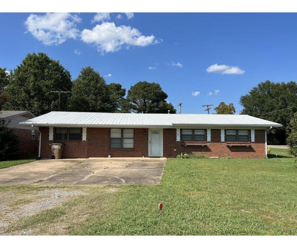 October 12 Wagoner Real Estate Auction