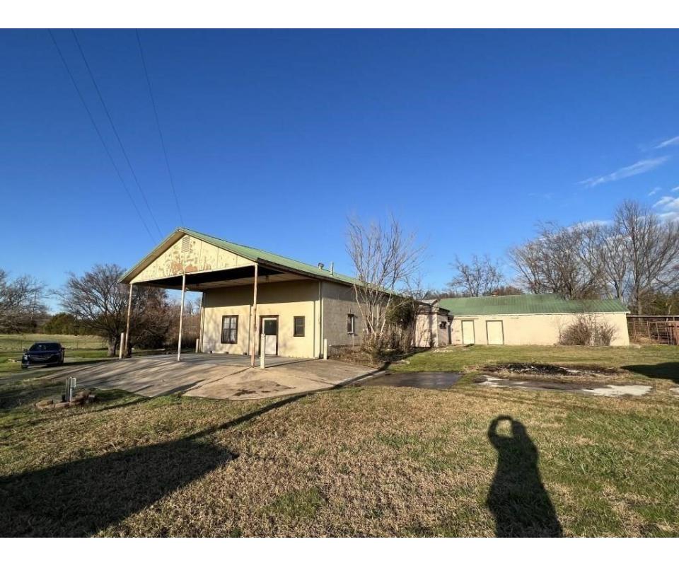 January 18 Wagoner Real Estate Auction