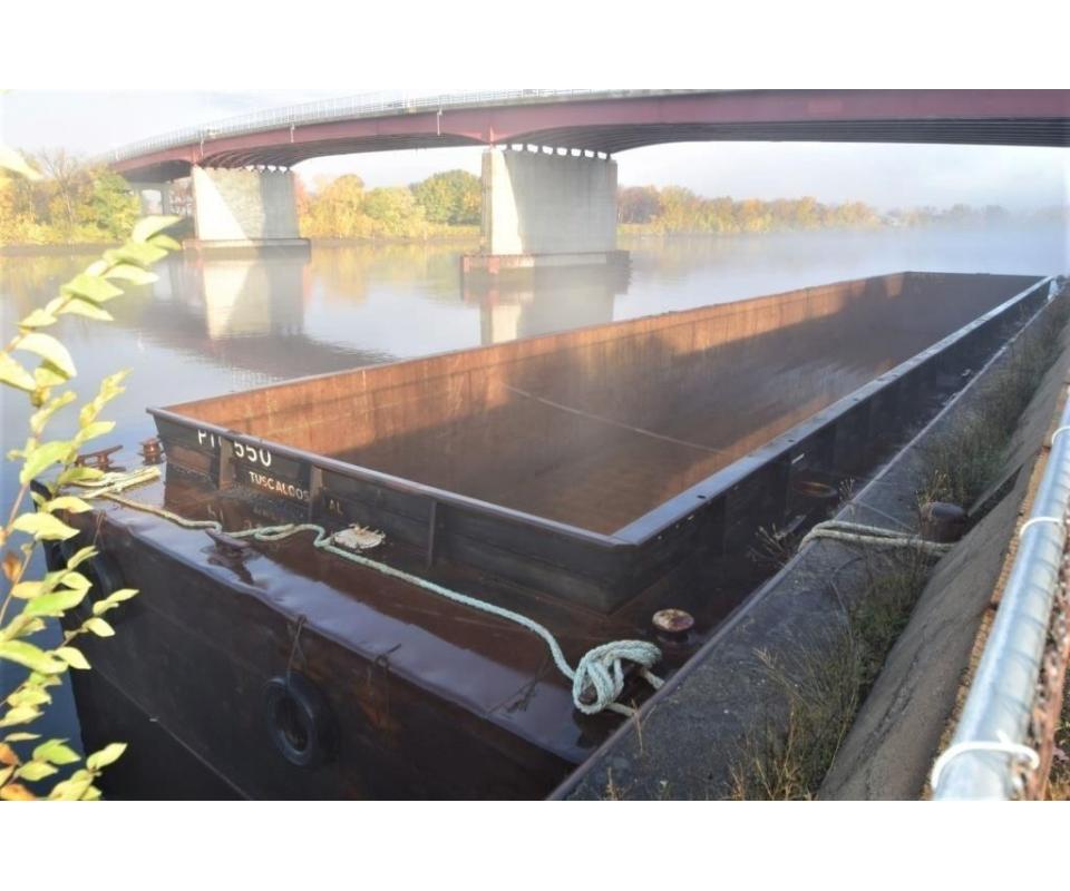 Bankruptcy Auction 200' Hopper Barge