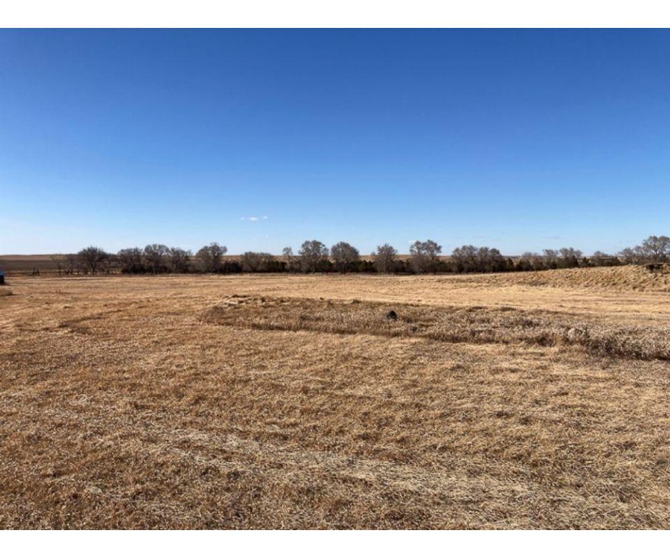 215+/ Acres, Sully County, South Dakota