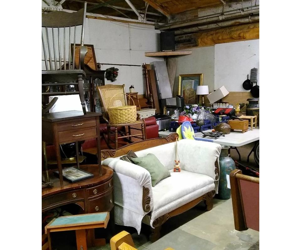 ESTATE FROM MACON, NCDECEASEDNAME WITHHELD PLUS CONSIGNMENTS