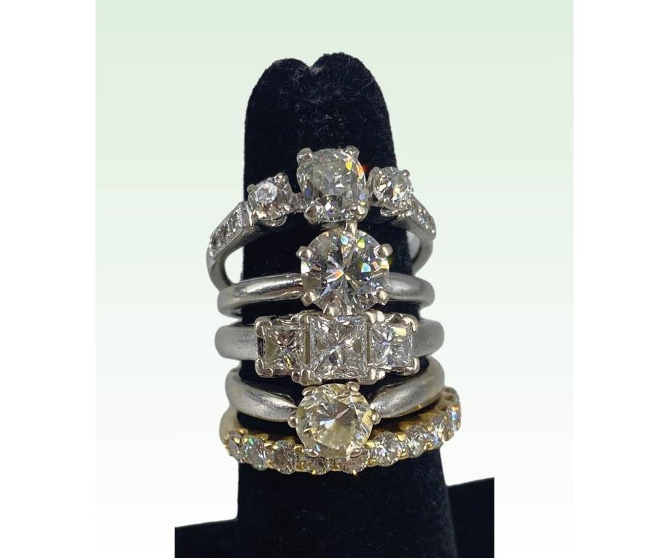 Unclaimed Safe Deposit Box Auction