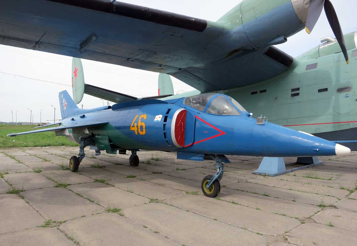 Walkaround Як-38/Yak-38