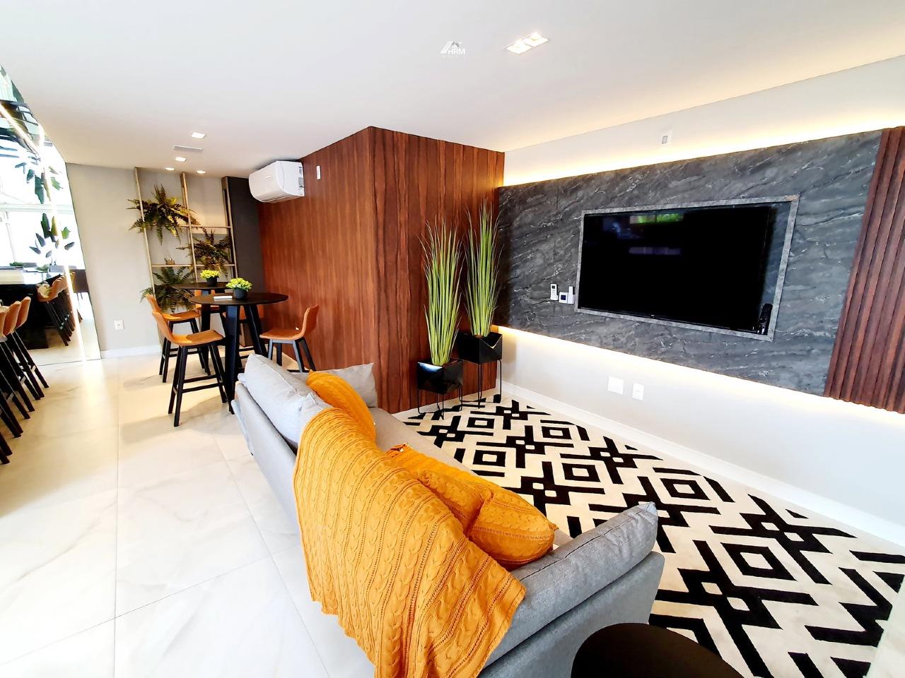 Apartamento Moderno com Sacada e Lazer Completo com Spa e Piscinas para Toda a Família