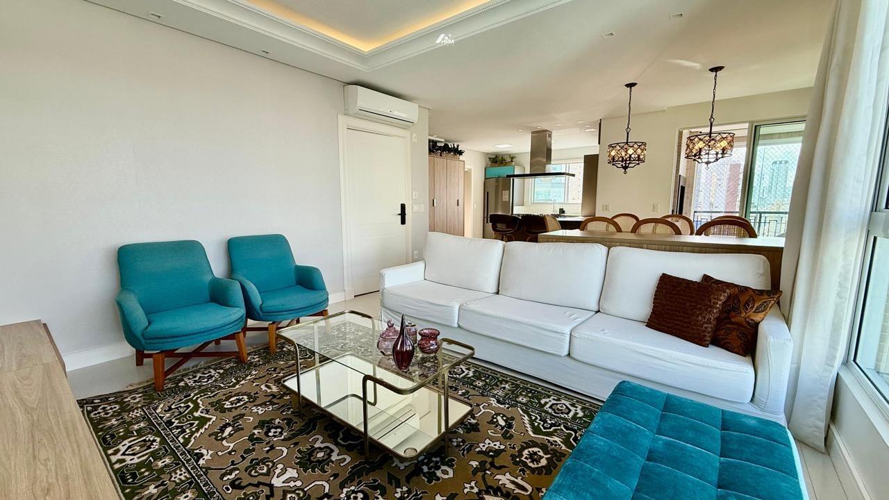 Apartamento Sofisticado no Centro de Balneário Camboriú.