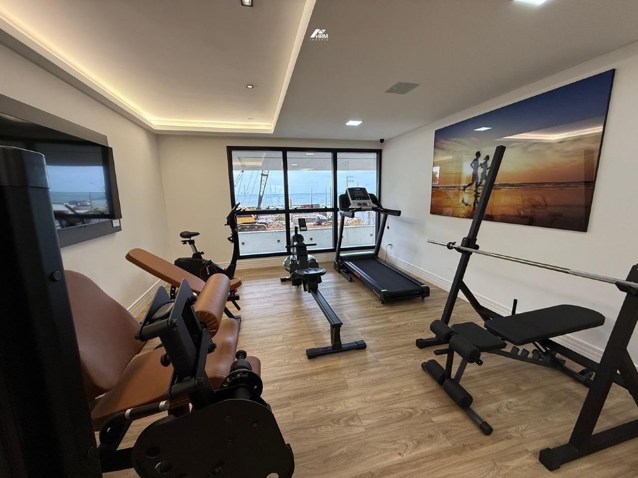 Apartamento Moderno com Sacada e Lazer Completo com Piscinas e Estrutura de Resort