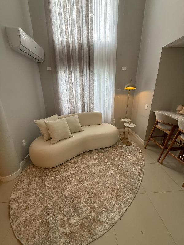 Apartamento de Alto Padrão com Piscina Privativa, Suíte com Closet e Lazer Completo