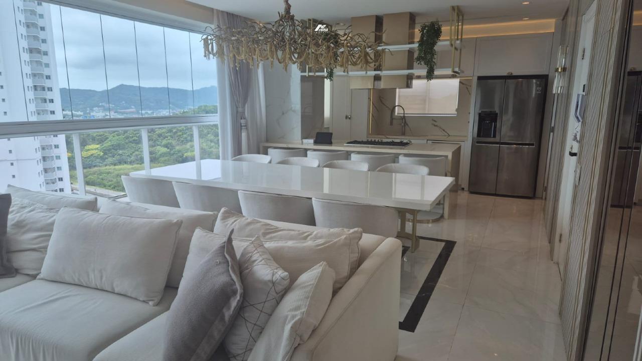 Apartamento a Venda 04 suítes em Balneário Camboriú!