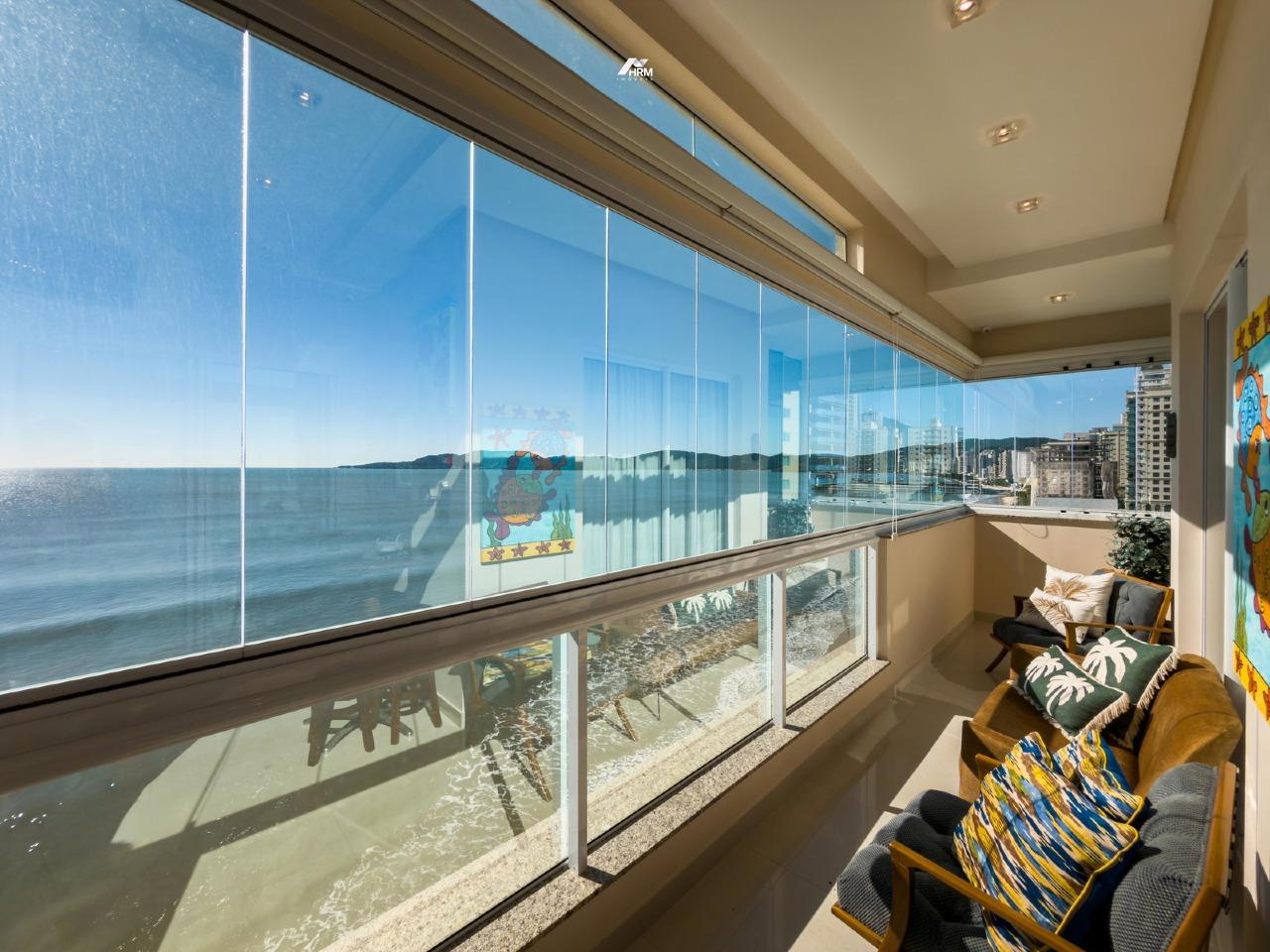 Apartamento Sofisticado com Vista Panorâmica e Área de Lazer Completa