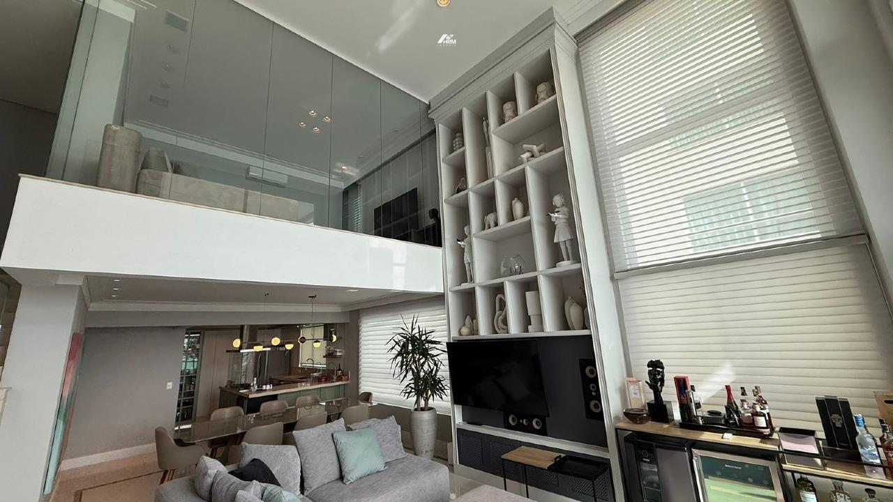 Apartamento com vista panorâmica, varanda gourmet e hidromassagem em condomínio completo de alto padrão