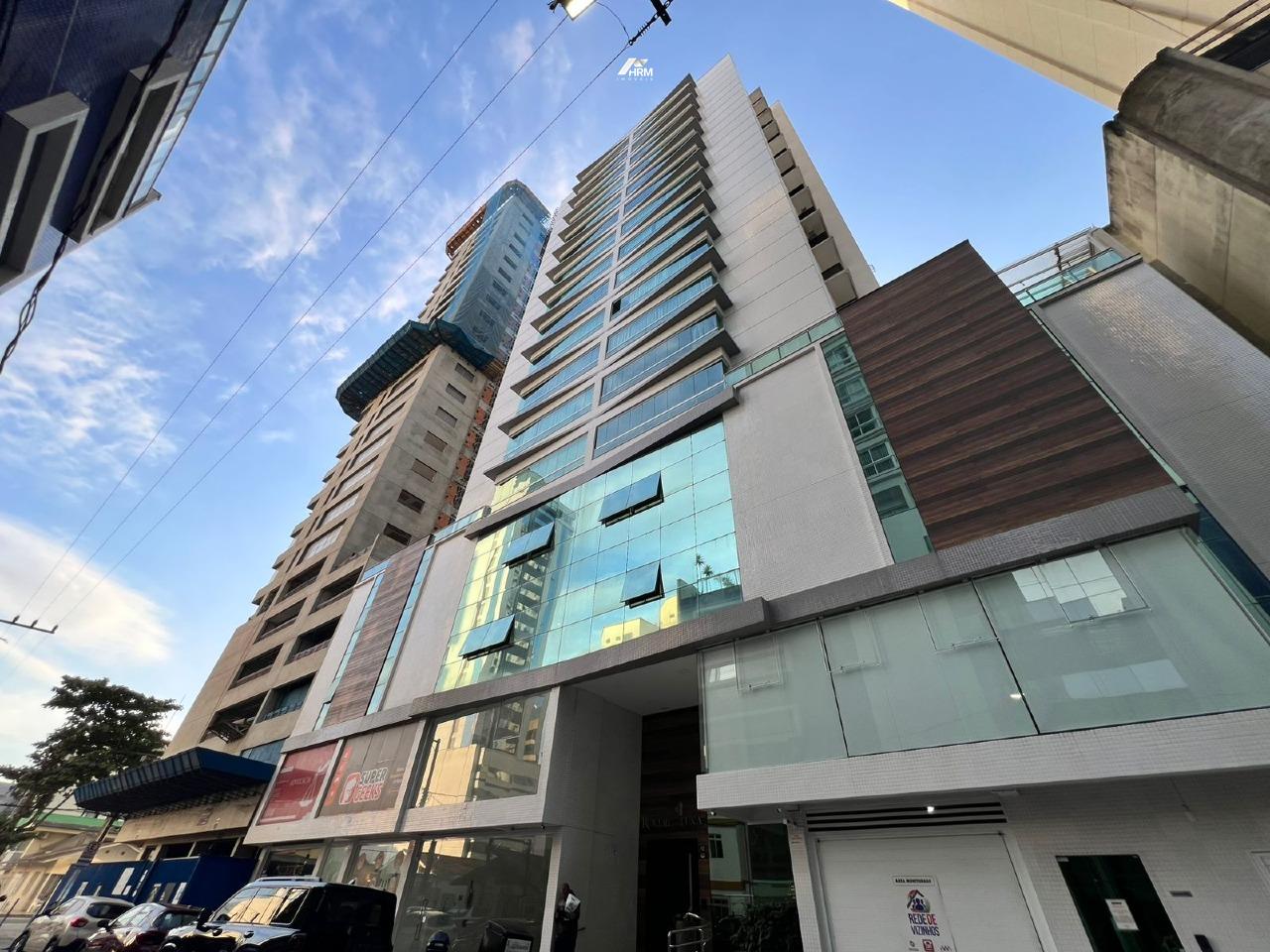 Apartamento com Churrasqueira a Carvão e Lazer Completo para Toda a Família