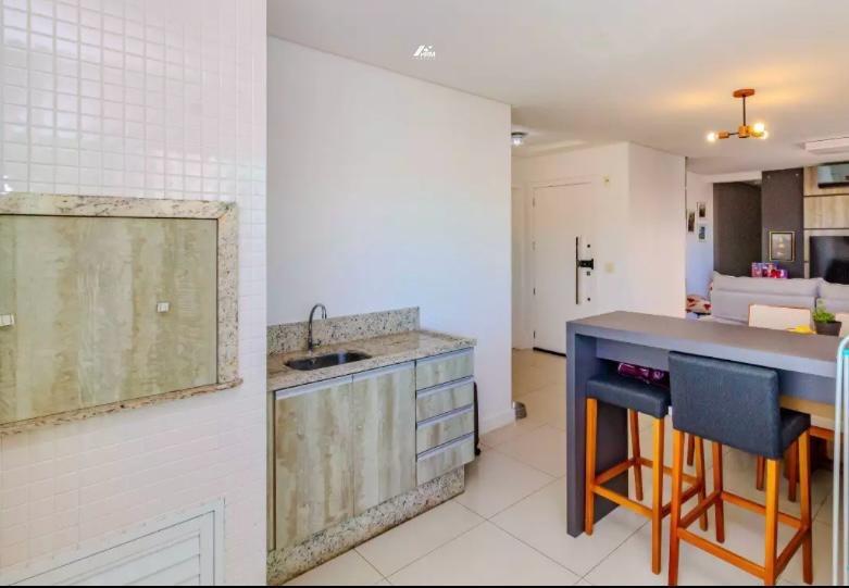 Apartamento a venda em Balneário Camboriú 03 quartos