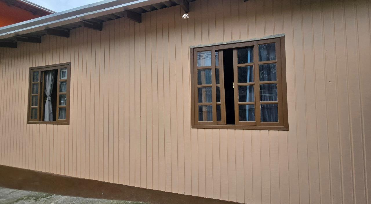Terreno de 149m² com Casa Pronta para Financiar – Bairro Fazenda, Itajaí/SC