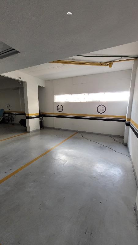 Amplo apartamento semi mobiliado no centro de Balneário Camboriú - SC - Tâmisa Residence