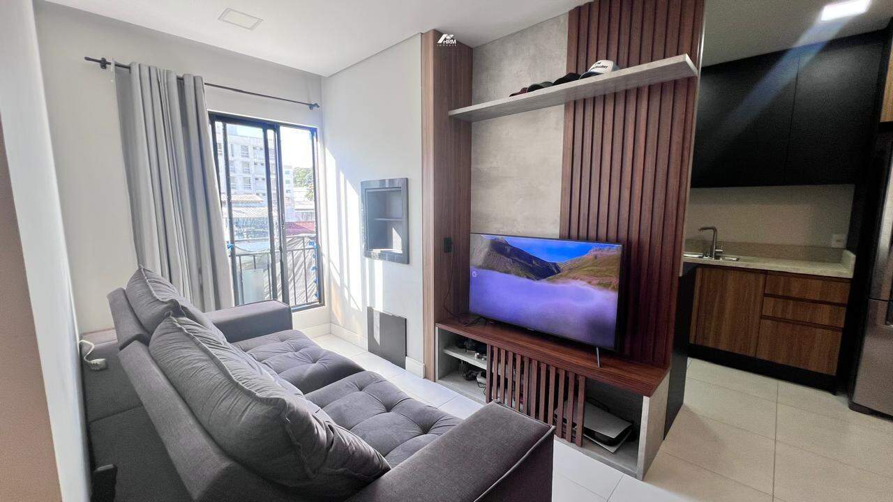 Apartamento Pronto, Mobiliado, Equipado, com Vaga Privativa e Piscina. Nações, Balneário Camboriú