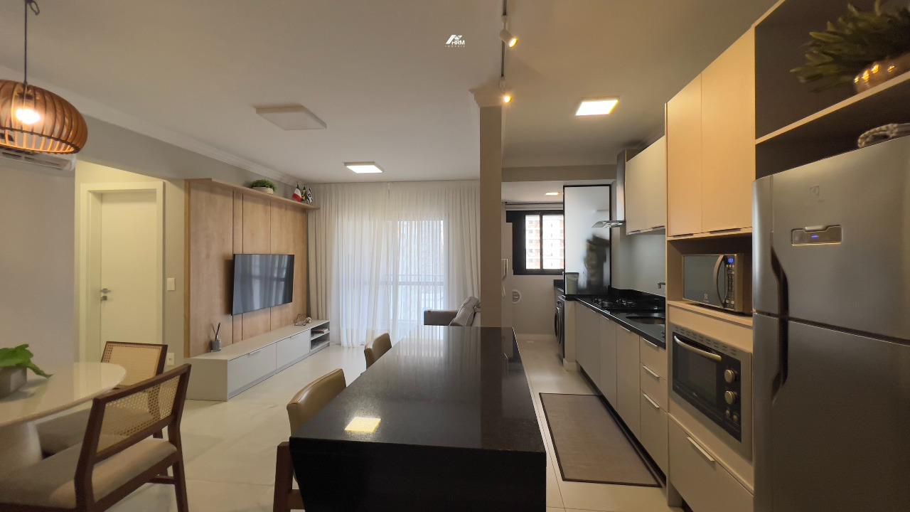 Apartamento à venda na Praia Brava – conforto, lazer completo e excelente localização.
