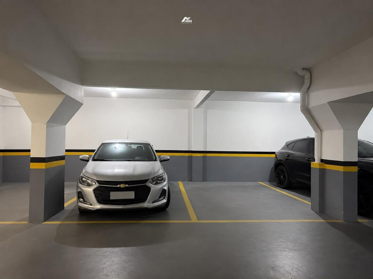 Apartamento quadra mar 2 dormitórios sendo 1 suíte Balneário Camboriú-SC