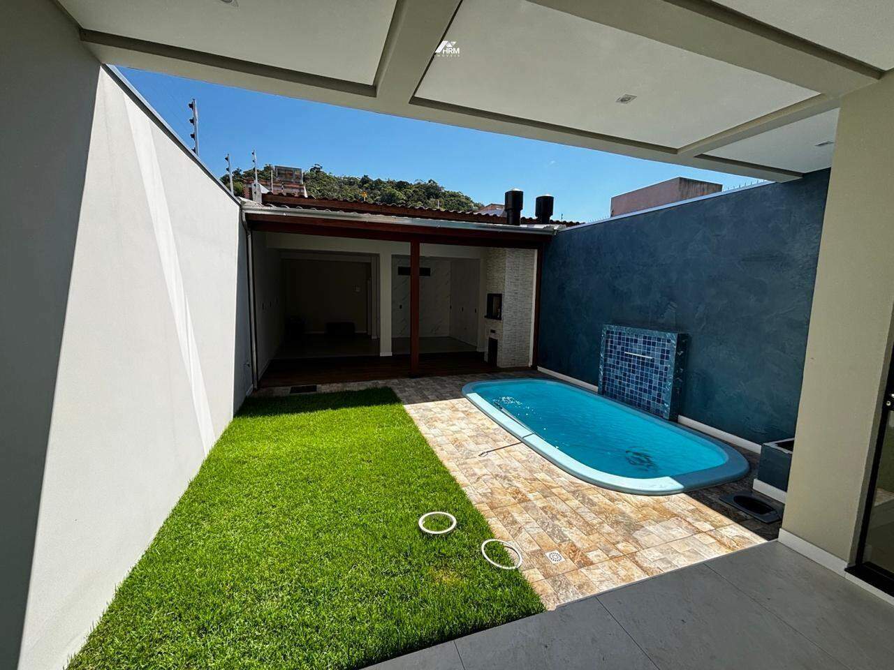 Casa a venda em Camboriú - SC