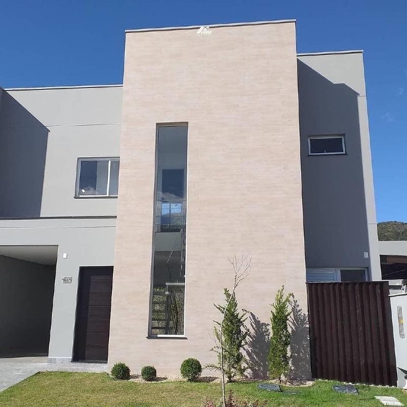 Casa em construção em condomínio fechado. para | Barra, Balneário Camboriú, Santa Catarina