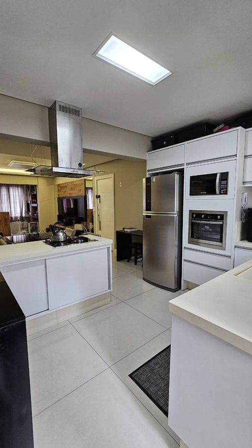 Apartamento com 2 quartos para venda em Balneário Camboriú!