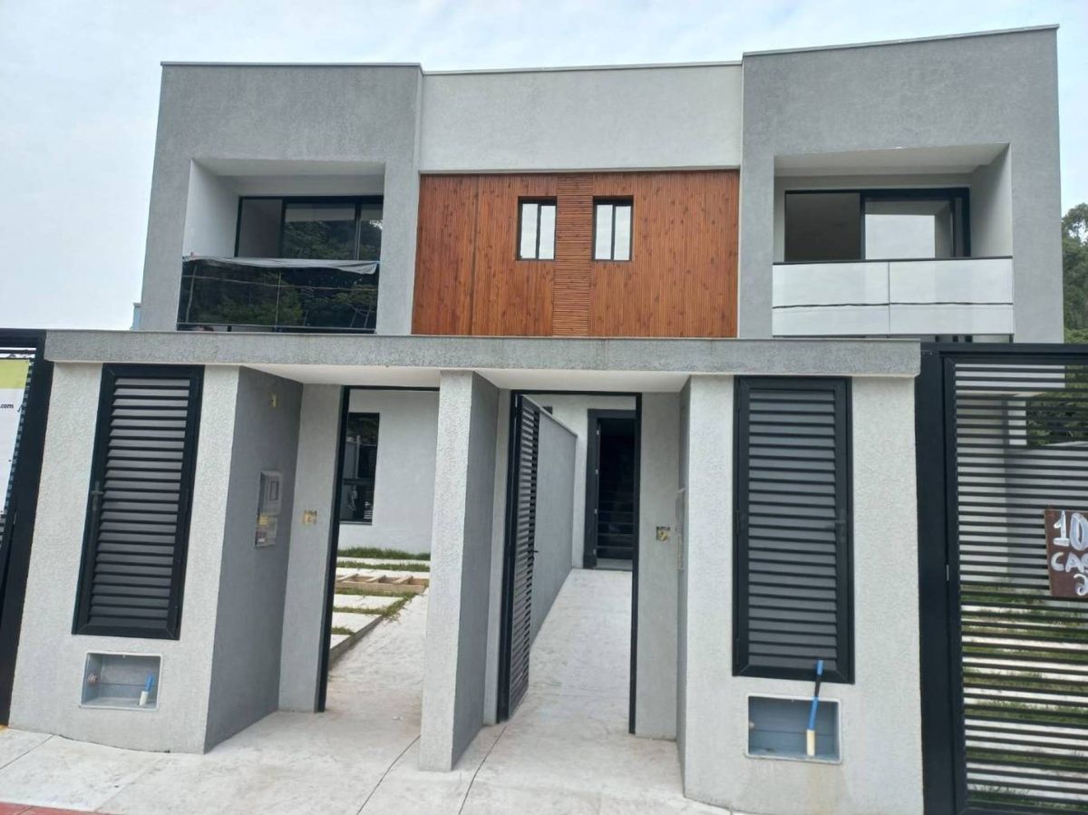 Casa a venda em camboriú !