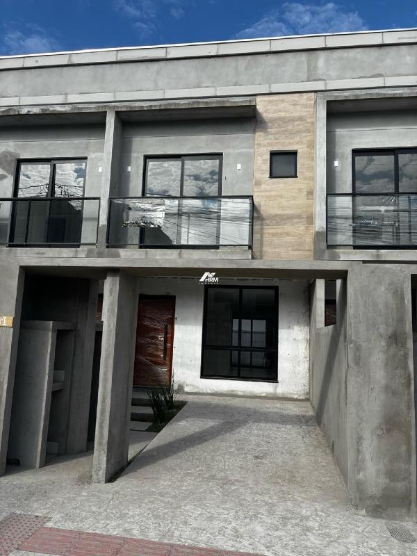 Casa a venda em Camboriú!