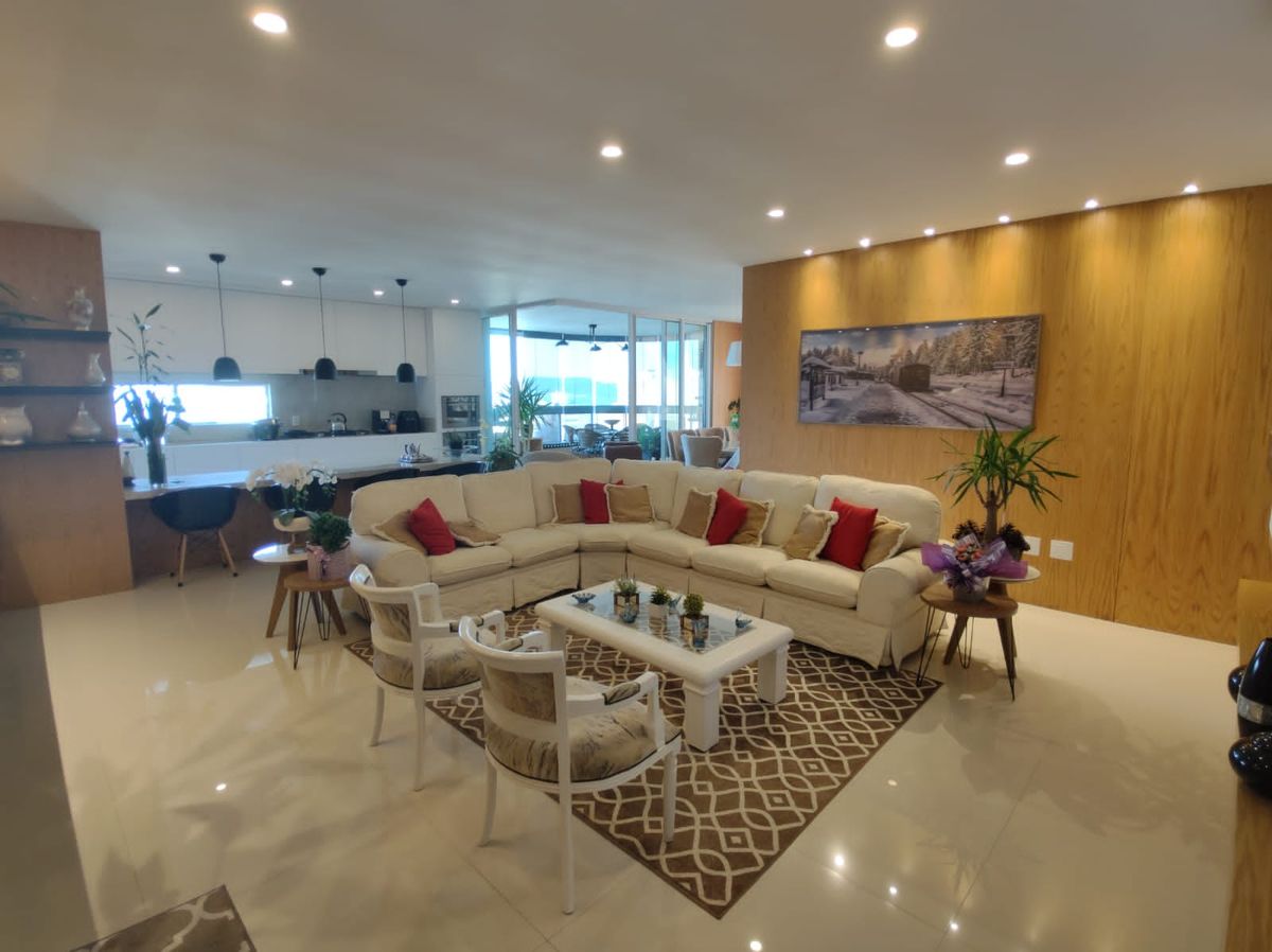 Apartamento com 4 quartos, em Meia Praia - Itapema | Santa Catarina