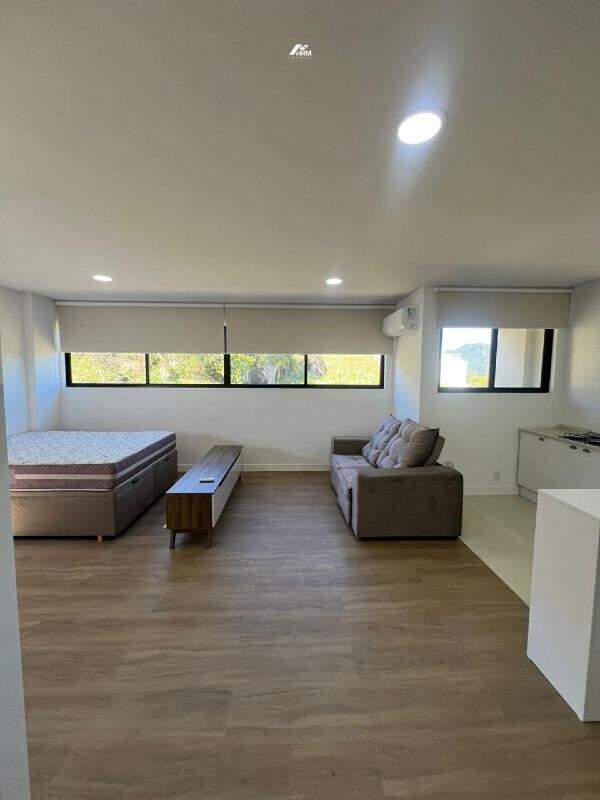 Apartamento mobiliado a venda em Camboriú bairro São Francisco de Assis.