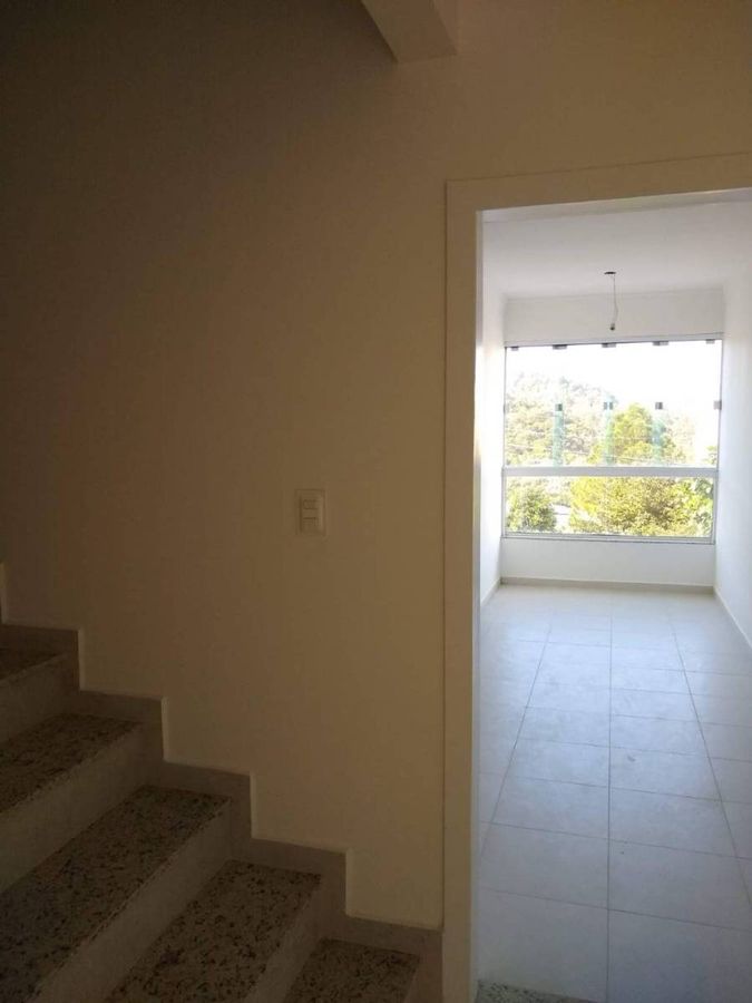 Casa sobrado de 03 dormitórios em balneário camboriú-sc para | Ariribá, Balneário Camboriú, Santa Catarina