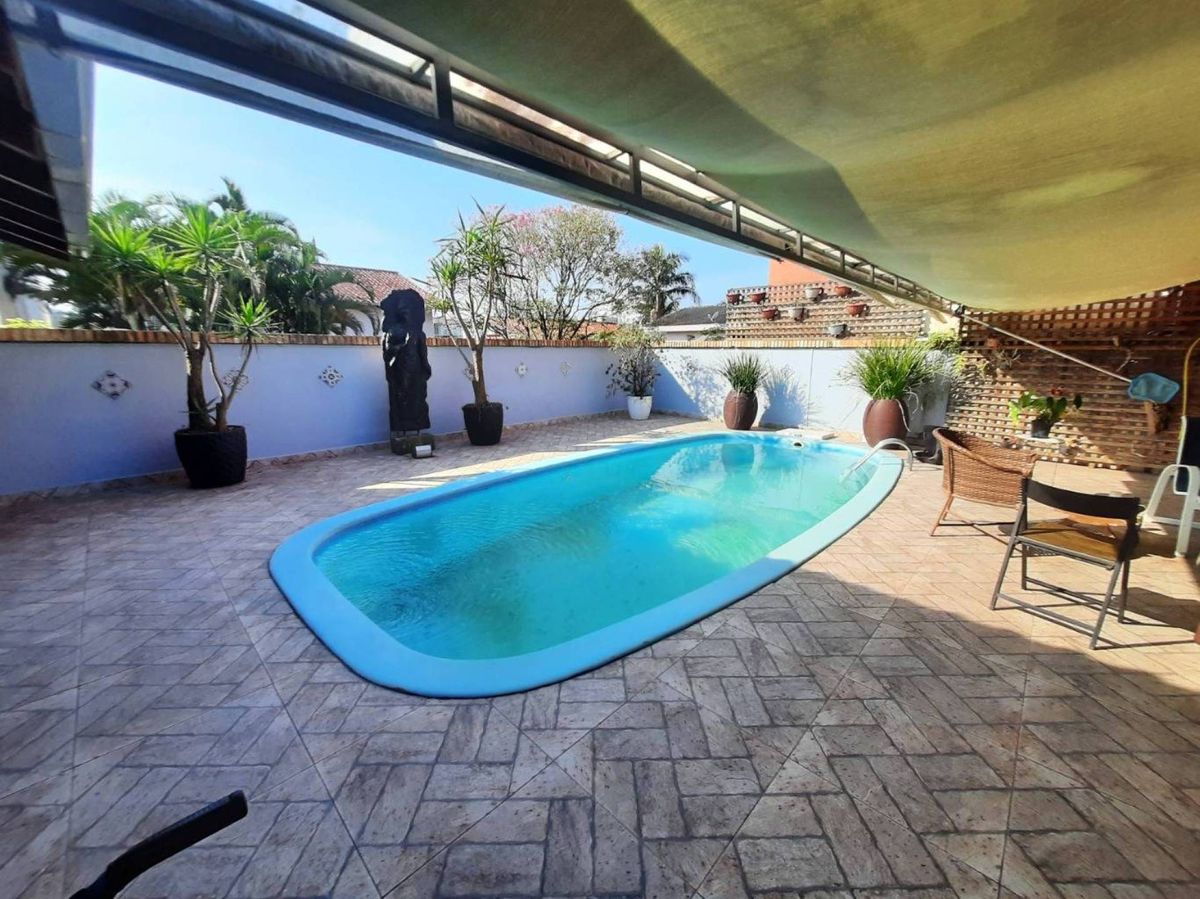 Casa com 5 quartos a venda na praia dos amores em balneário camboriú- sc. para | Praia dos Amores, Balneário Camboriú, Santa Catarina