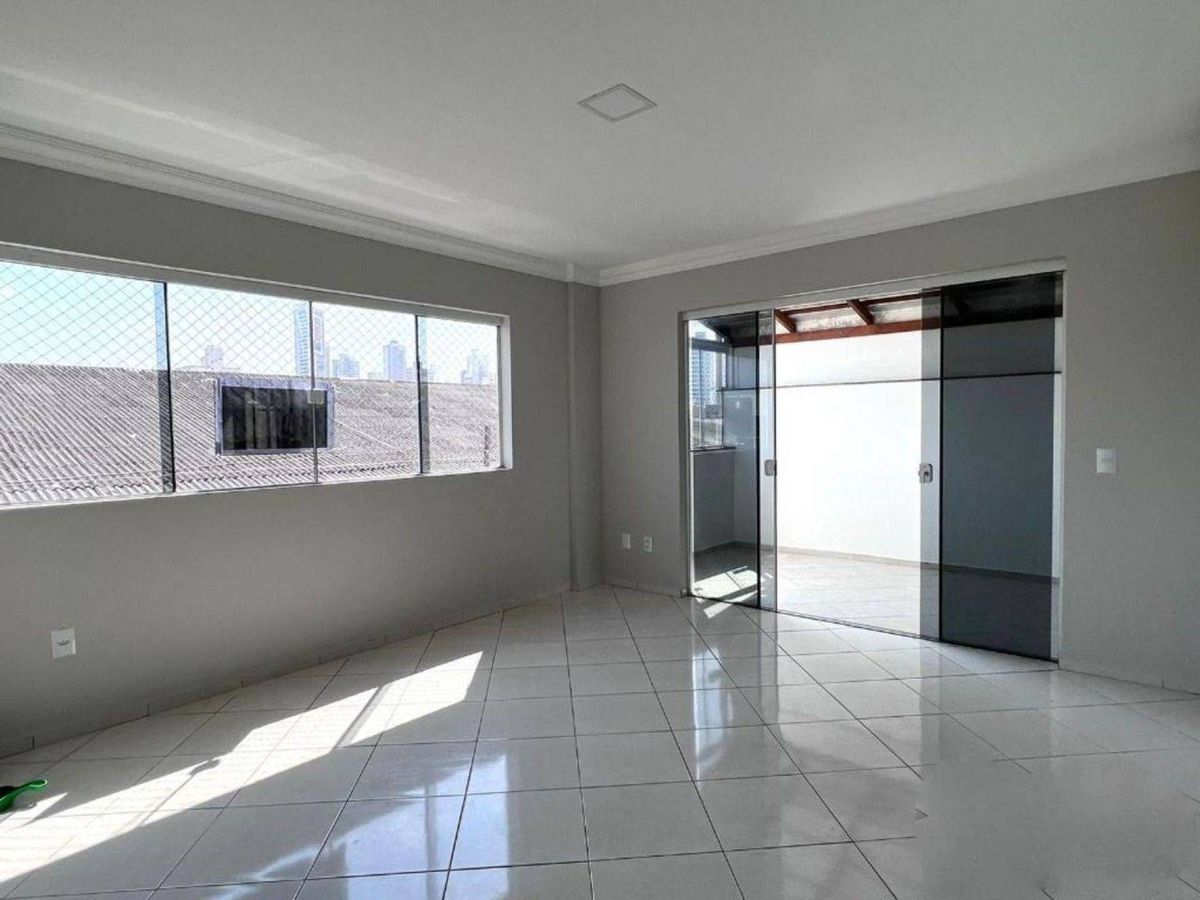 Apartamento com três quartos a venda em balneário camboriú para | Centro, Balneário Camboriú, Santa Catarina