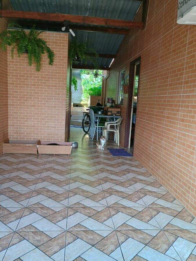 Casa com 2 quartos para |