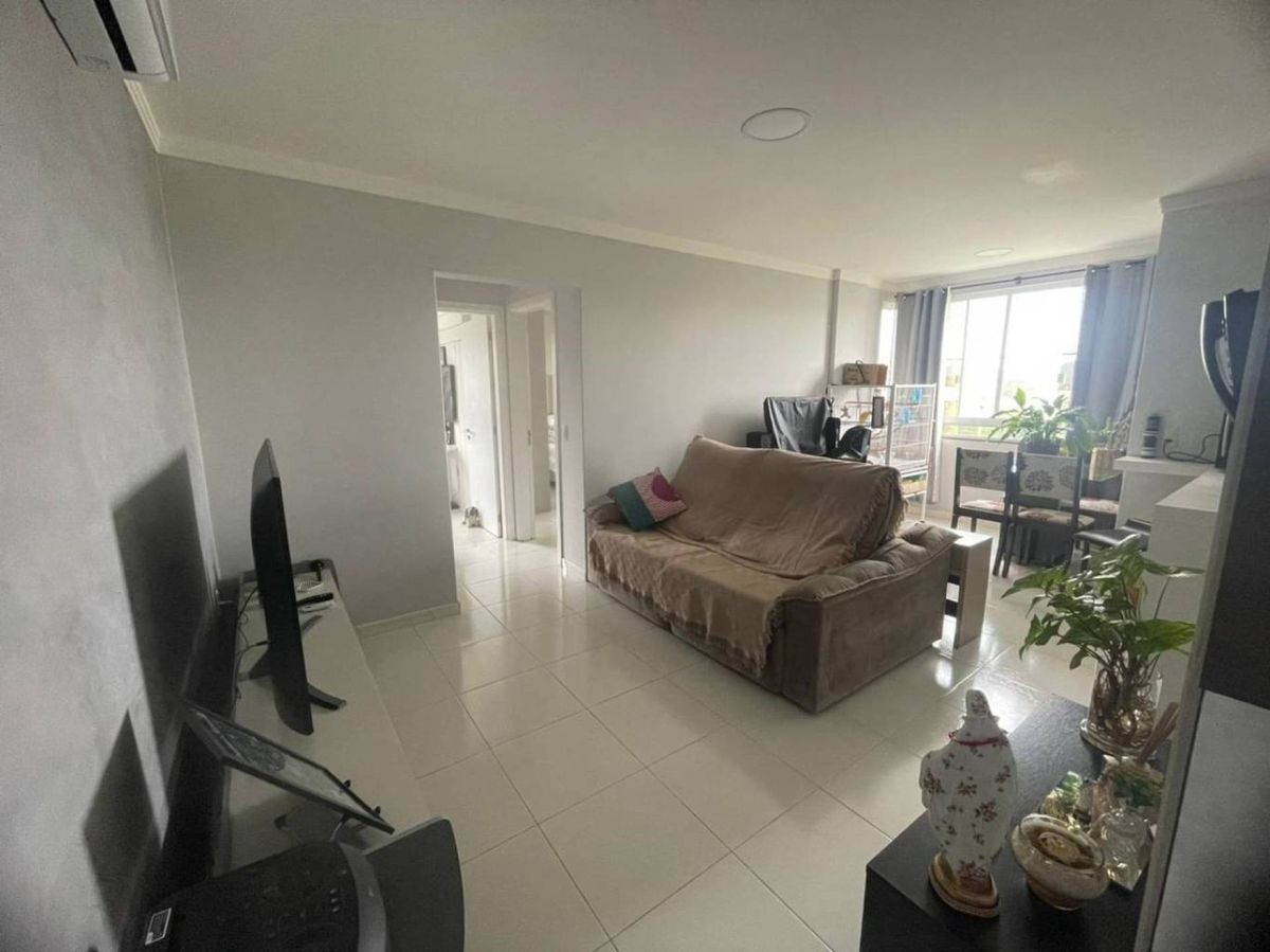 Apartamento 2 quartos e churrasqueira para venda em Balneário Camboriú-SC