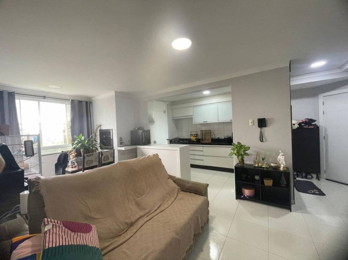 Apartamento 2 quartos e churrasqueira para venda em Balneário Camboriú-SC