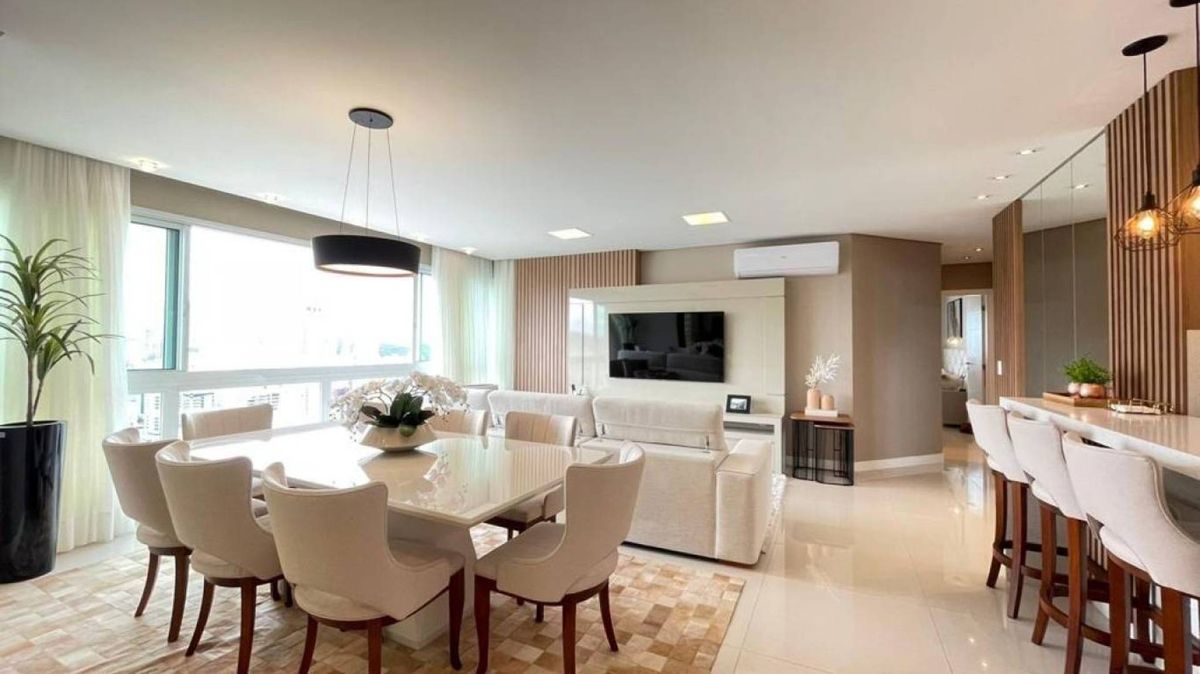 Apartamento a venda em Balneário Camboriú-sc.
