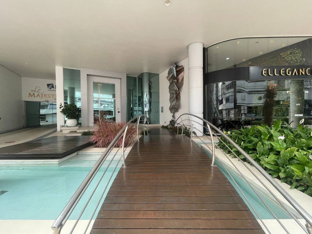 Apartamento diferenciado quadra mar, 03 suítes | Centro, Balneário Camboriú, Santa Catarina
