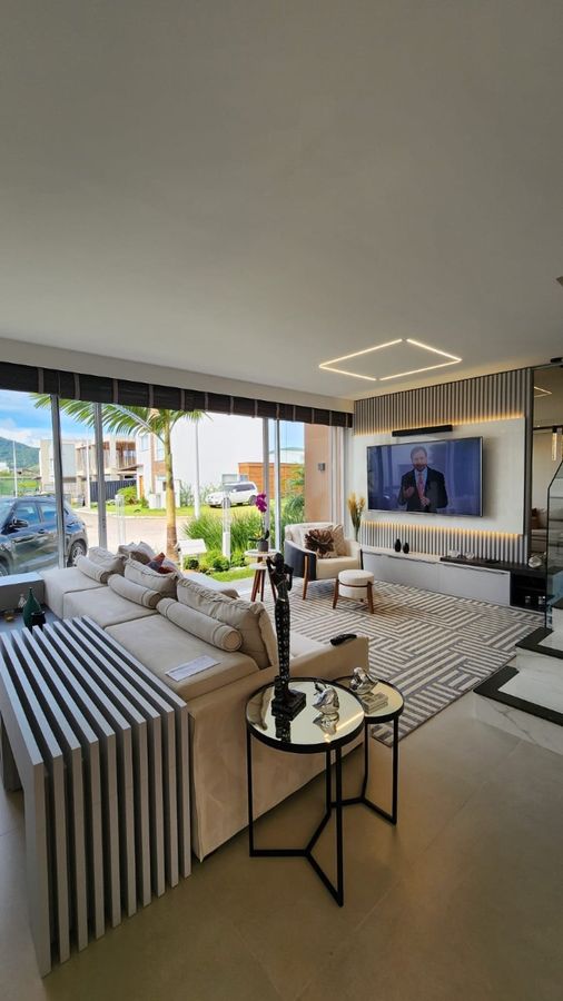 Casa em condomínio fechado, mobiliada e decorada, localizada no bairro da barra em balneário cambori para | São Judas Tadeu, Balneário Camboriú, Santa Catarina