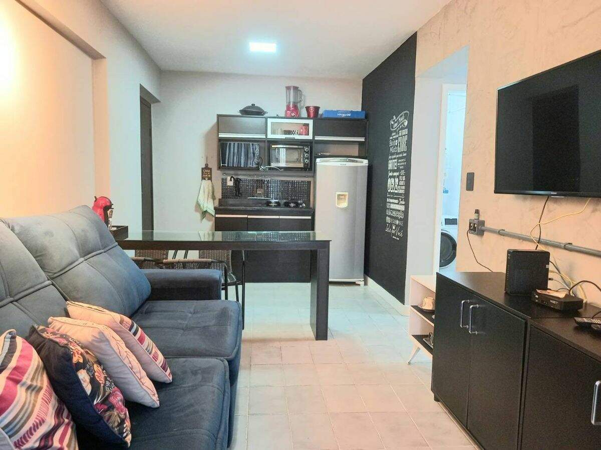 Apartamento com 2 quartos no Centro de Balneário Camboriú.