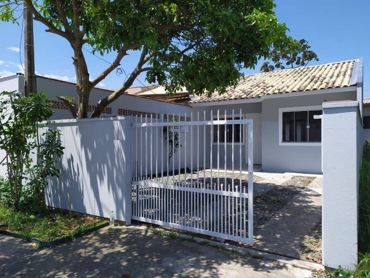 Casa 2 dormitórios para venda, bairro Nova Esperança, Balneário Camboriú, Santa Catarina