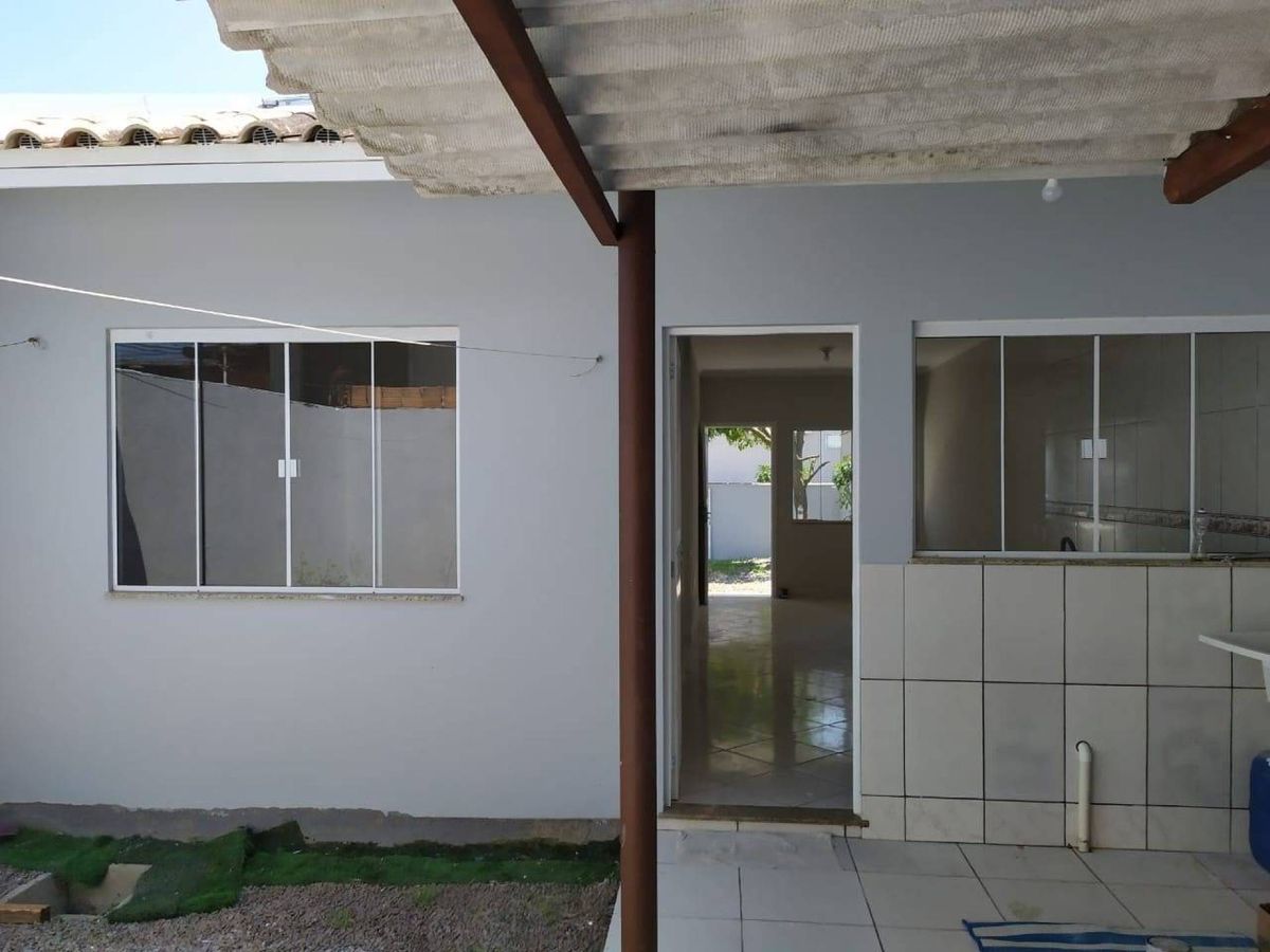 Casa 2 dormitórios para venda, bairro Nova Esperança, Balneário Camboriú, Santa Catarina