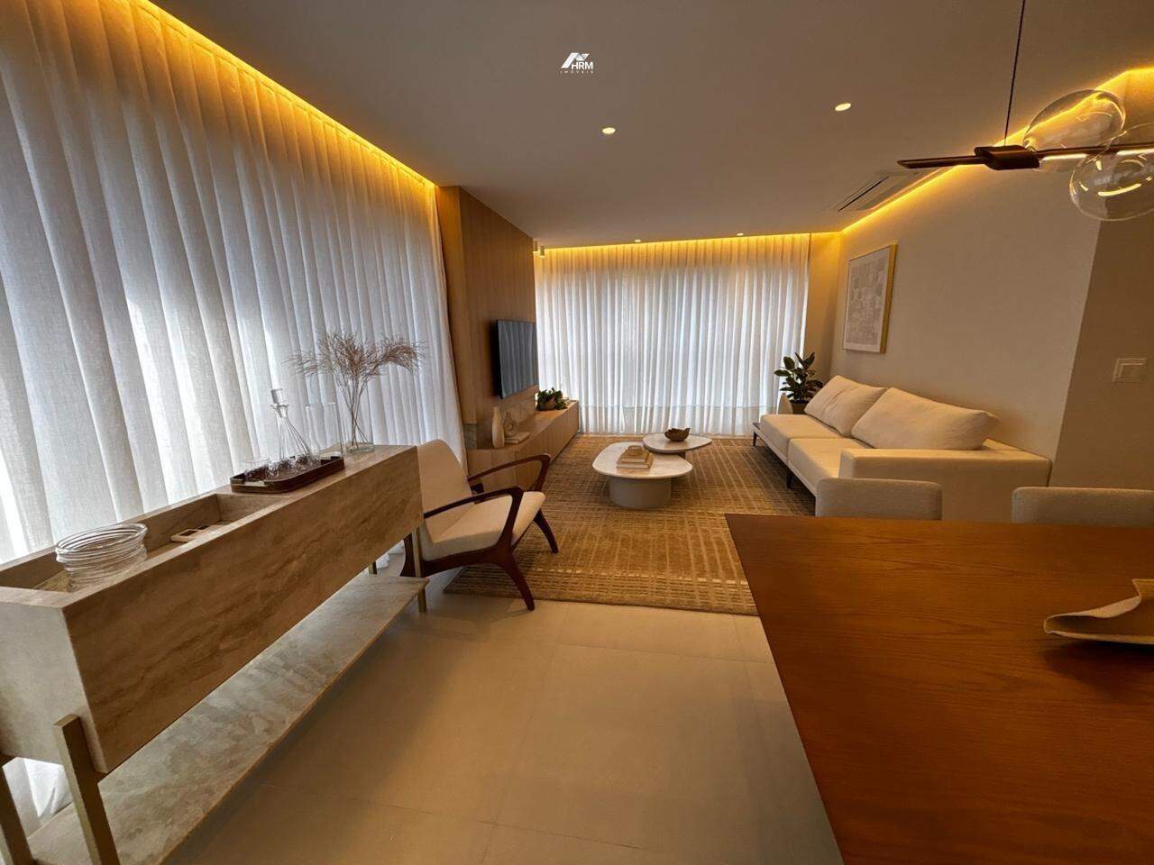 Apartamento 4 suítes a venda em Balneário Camboriú!