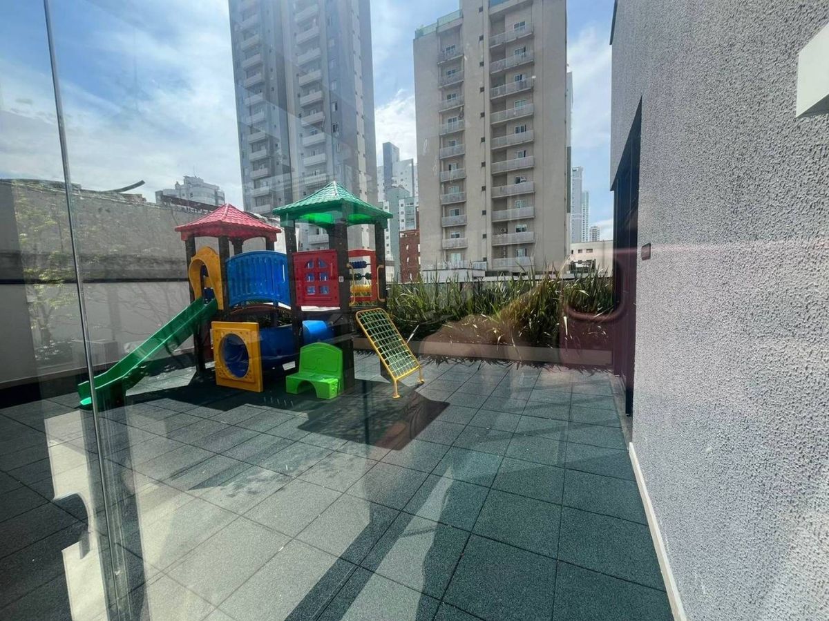 Apartamento 4 suítes a venda em Balneário Camboriú!