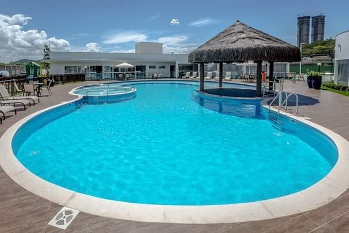 Casa em construção em condomínio fechado. para | Barra, Balneário Camboriú, Santa Catarina