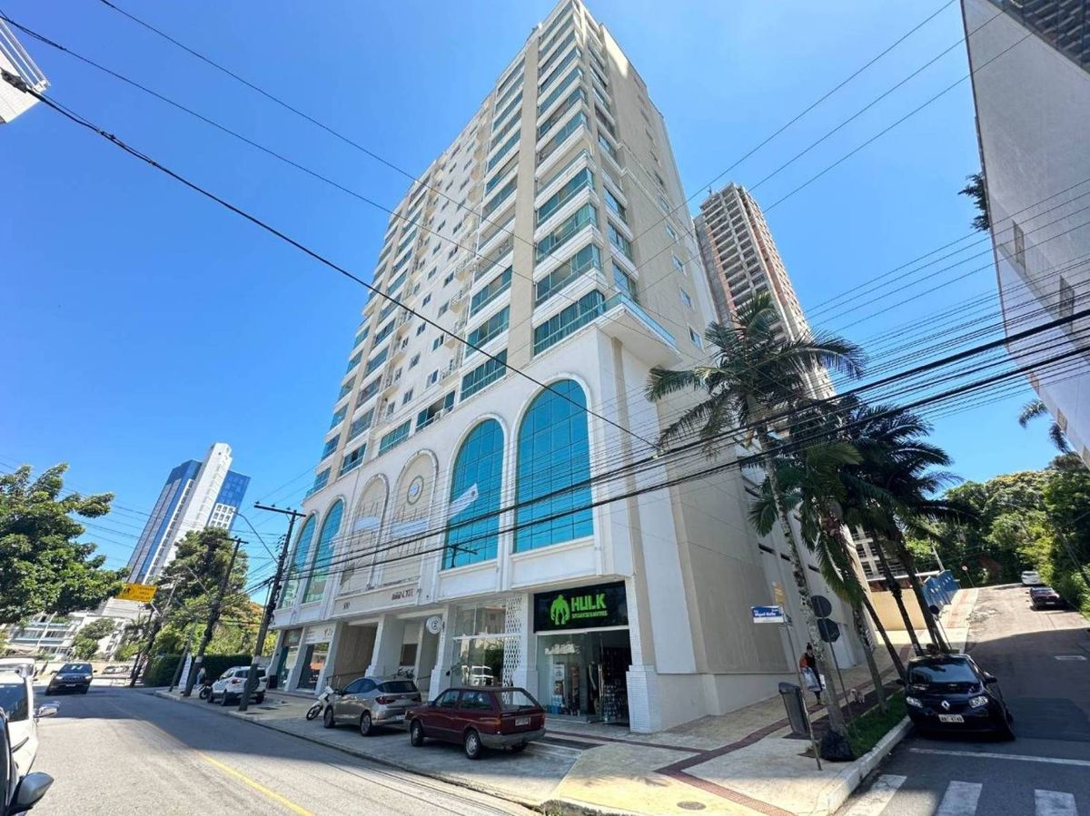 Apartamento com 3 quartos, Pioneiros, Balneário Camboriú, Santa Catarina