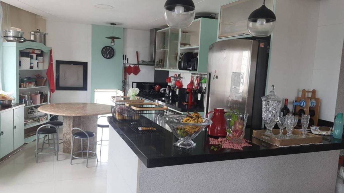 Apartamento 04 quartos no centro de balneário camboriú-sc para | Centro, Balneário Camboriú, Santa Catarina