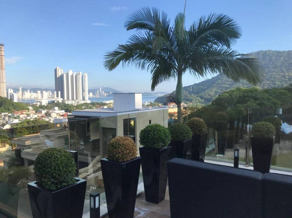 Casa com 04 quartos e vista mar à venda, balneário camboriú-sc para | Barra, Balneário Camboriú, Santa Catarina