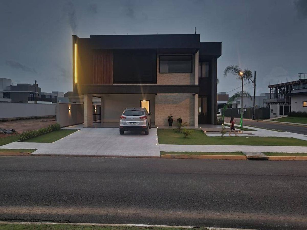 Casa em condomínio fechado, caledônia, camboriú-sc para | Centro, Camboriú, Santa Catarina